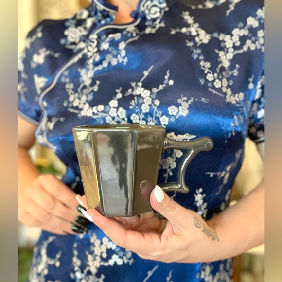 Starbucks Holiday 2013 Limited Edition Pagoda Style Handle Graphite Grey Mug - Picture 2 of 6